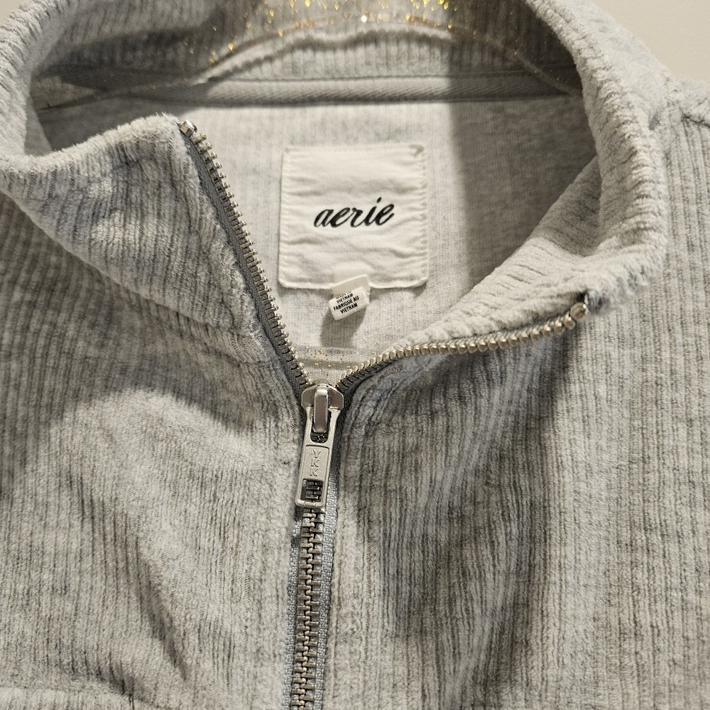 Woman's aerie Grey Corduroy collared cropped Jacket with pockets - Picture 7 of 7